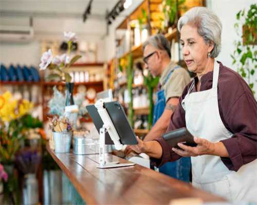 宠物食品行业研究：长期赛道优质，国产品牌加速崛起
